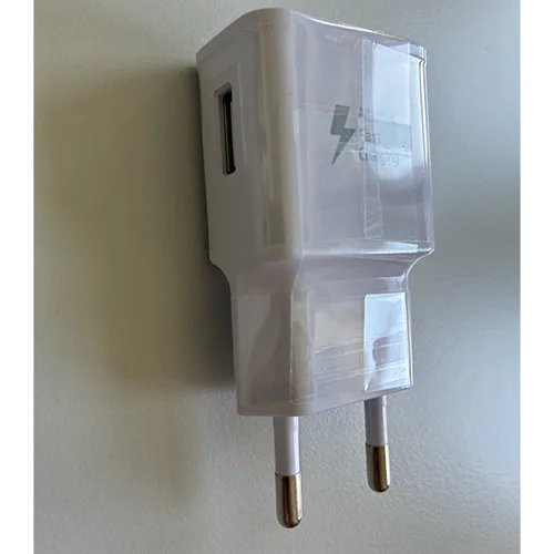 2 x USB charger, 2 x 150cm USB Typ C cable 2 x USB